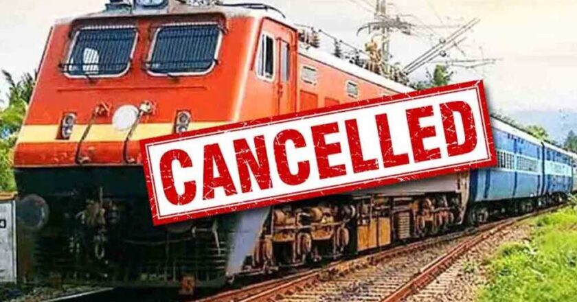 महाकुंभ के चलते भयंकर भीड़ को नियंत्रित करने की एक्सरसाइज शुरु, रेलवे ने 100 से ज्यादा ट्रेनों को निरस्त किया