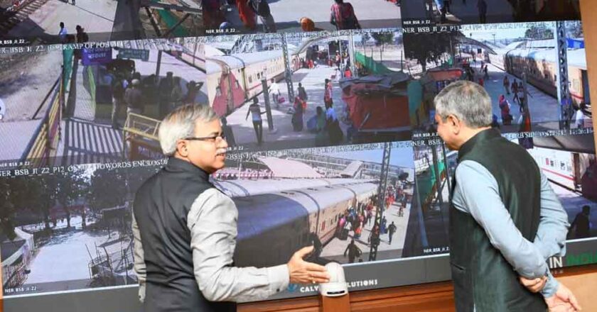भारतीय रेलवे श्रद्धालुओं को सुरक्षित उनके घर लौटने में सहायता करने के लिए प्रतिदिन 330 ट्रेनें चला रहा है: अश्विनी वैष्णव
