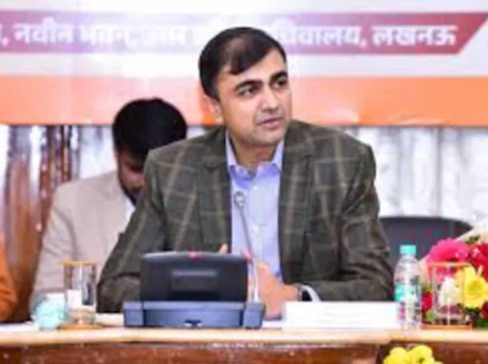 डिफेंस कॉरिडोर भूमि अधिग्रहण घोटाला : IAS अभिषेक प्रकाश की बढ़ी मुश्किलें