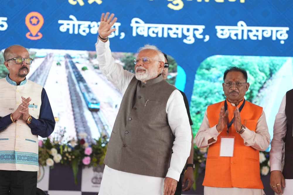 2 लाख घरों तक सीधी गैस पाइप लाइन से पहुंचेगी गैस : पीएम मोदी