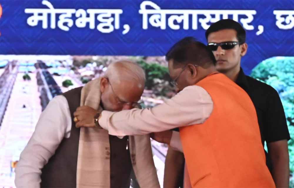 छत्तीसगढ़ को 33 हजार करोड़ रुपये की सौगात, CM विष्णु देव साय ने PM मोदी का जताया आभार