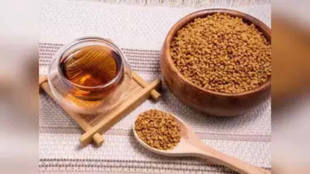 बालों के लिए मेथी का पानी किसी वरदान से कम नहीं