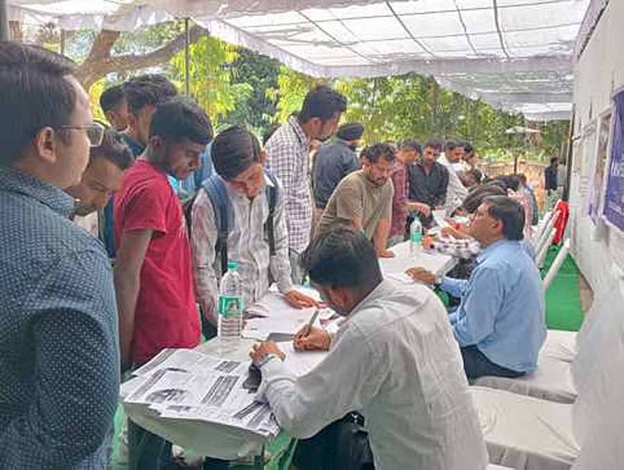 एक दिवसीय रोजगार सहायता शिविर का आयोजन, मुख्य अतिथि ने युवाओं को किया प्रेरित