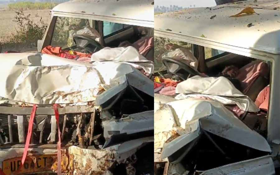 सूरजपुर में तेज रफ्तार बोलेरो पेड़ से टकराई, 2 की मौत, एक महिला गंभीर