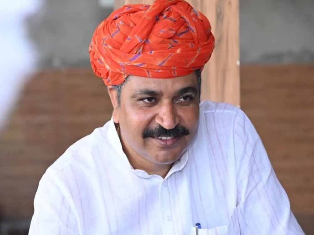 नेता प्रतिपक्ष टीकाराम ने अवैध खनन को लेकर सरकार पर लगाए गंभीर आरोप