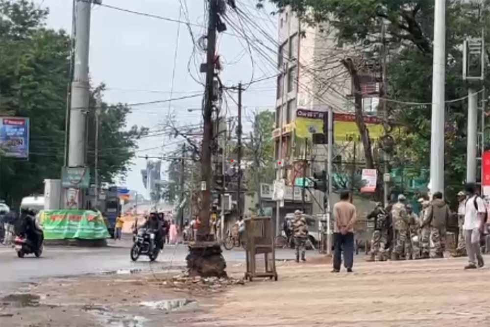 रांची में बंद का मिलाजुला असर,  पुलिस ने सुरक्षा के किए कड़े इंतजाम