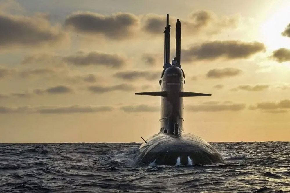अमेरिका के दरवाजे पर पहुंची फ्रांस की परमाणु पनडुब्बी,  480 किमी की दूरी पर देखा गया