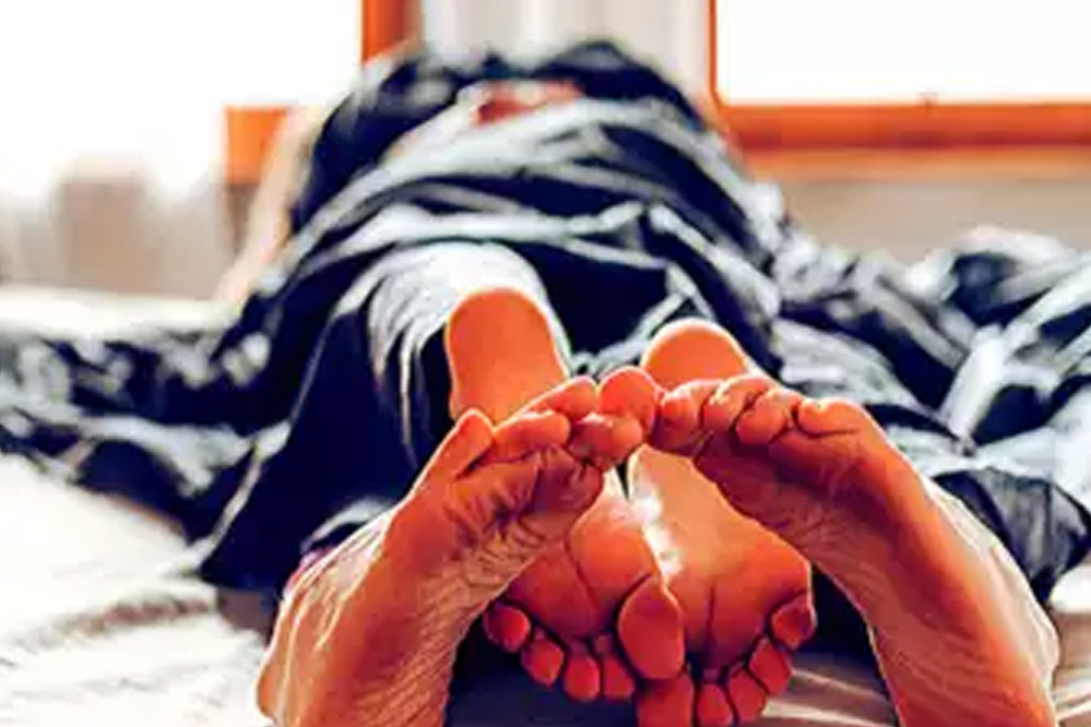 खुलासा :माँ ने स्वीकार किया कि वो अपनी बेटी के ब्वायफ्रेंड के साथ हमबिस्तर हुई