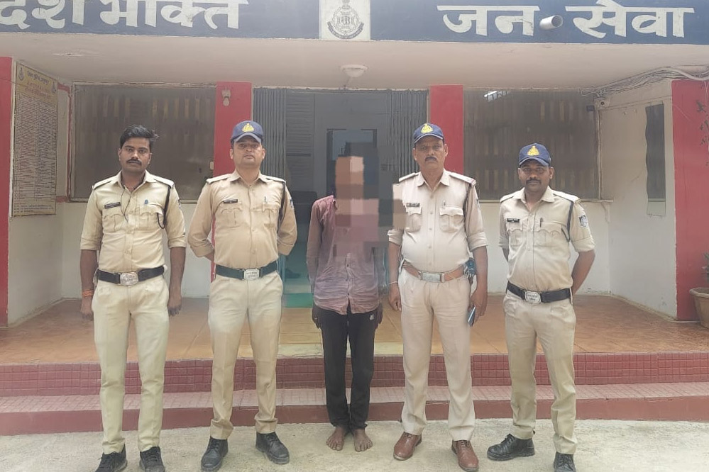 भालूमाड़ा पुलिस  टीम द्वारा एनडीपीएस एक्ट के 3 साल से फरार आरोपी की गिरफ्तारी के संबंध में