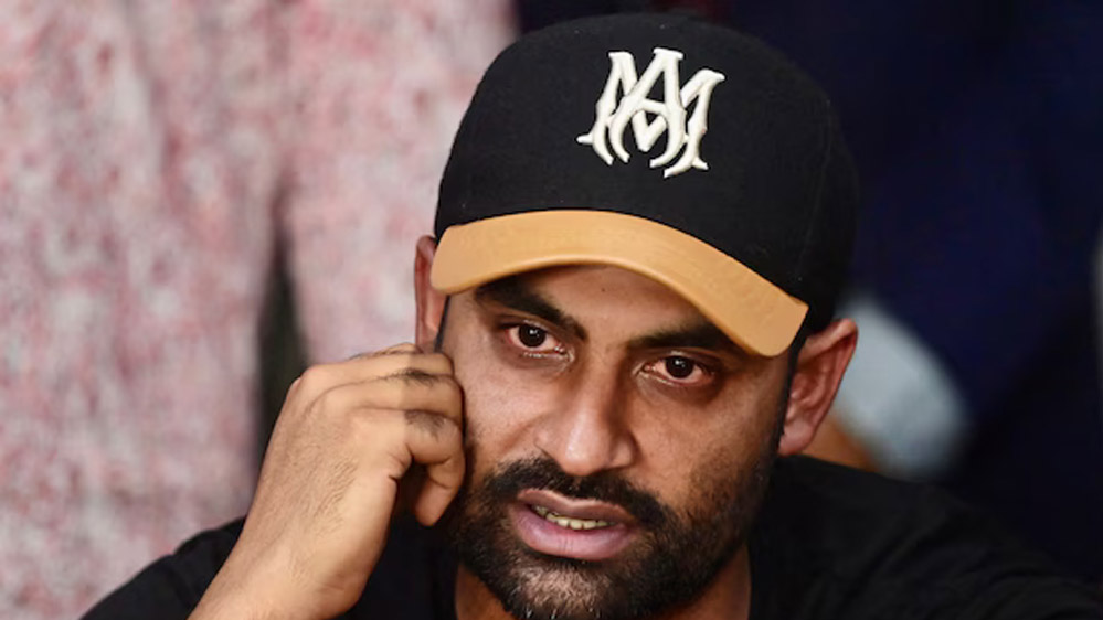 मैदान पर बिगड़ी क्रिकेटर की तबीयत, हॉस्पिटल में हुए एडमिट, हालत गंभीर