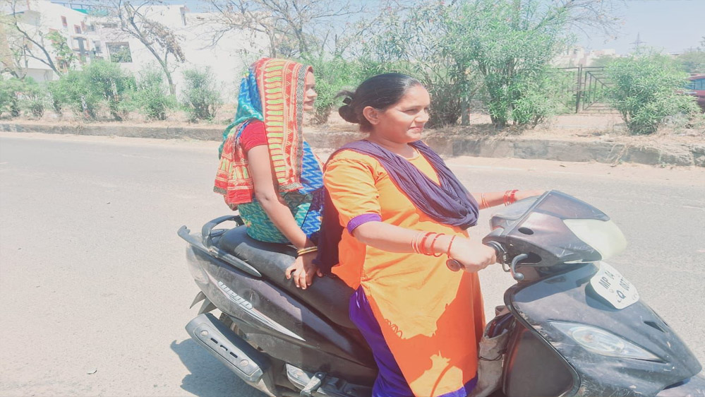 आशा दीदियों ने अपनी सेवाओं से गर्भवती महिलाओं और उनके परिवारों का जीता है विश्वास: उप मुख्यमंत्री शुक्ल