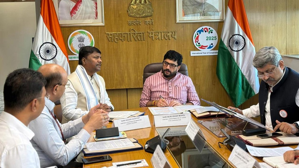 रायपुर : सहकारिता मंत्री केदार कश्यप ने केंद्रीय राज्यमंत्री से की मुलाकात