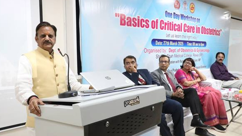 मातृ एवं शिशु के स्वास्थ्य की सुरक्षा के लिये समन्वित प्रयास आवश्यक- उप मुख्यमंत्री शुक्ल