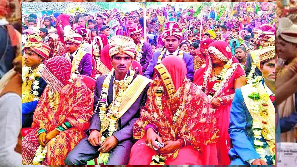 कवर्धा : मुख्यमंत्री कन्या विवाह योजना के अंतगर्त सहसपुर लोहरा में सामूहिक विवाह कराया संपन्न, 15 जोड़े बने जीवनसाथी