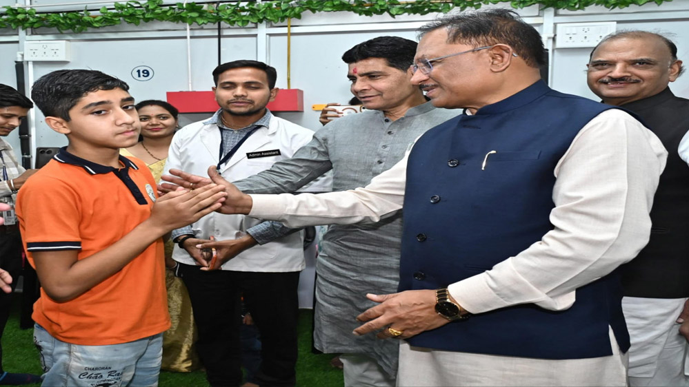 रायपुर : मुख्यमंत्री विष्णु देव साय ने किया मनोविकास केंद्र का अवलोकन मनोविकास केंद्र का अवलोकन