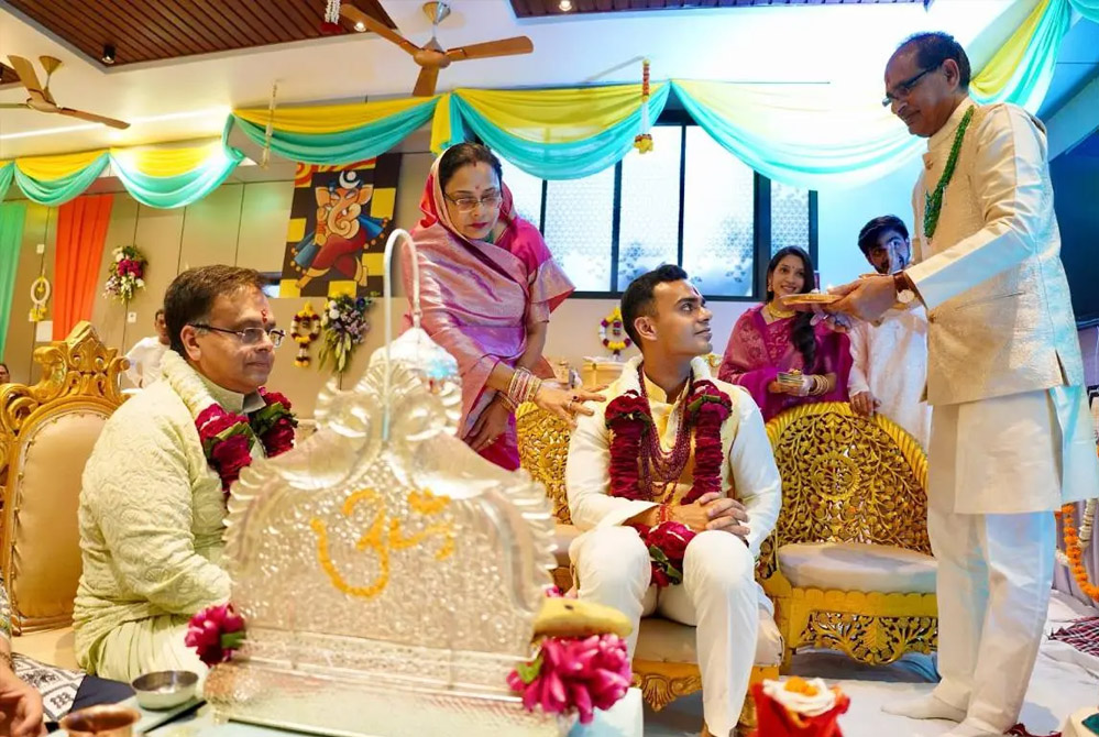 शिवराज सिंह चौहान के घर बेटे कार्तिकेय की हल्दी रस्म खूब धूमधाम से हुई