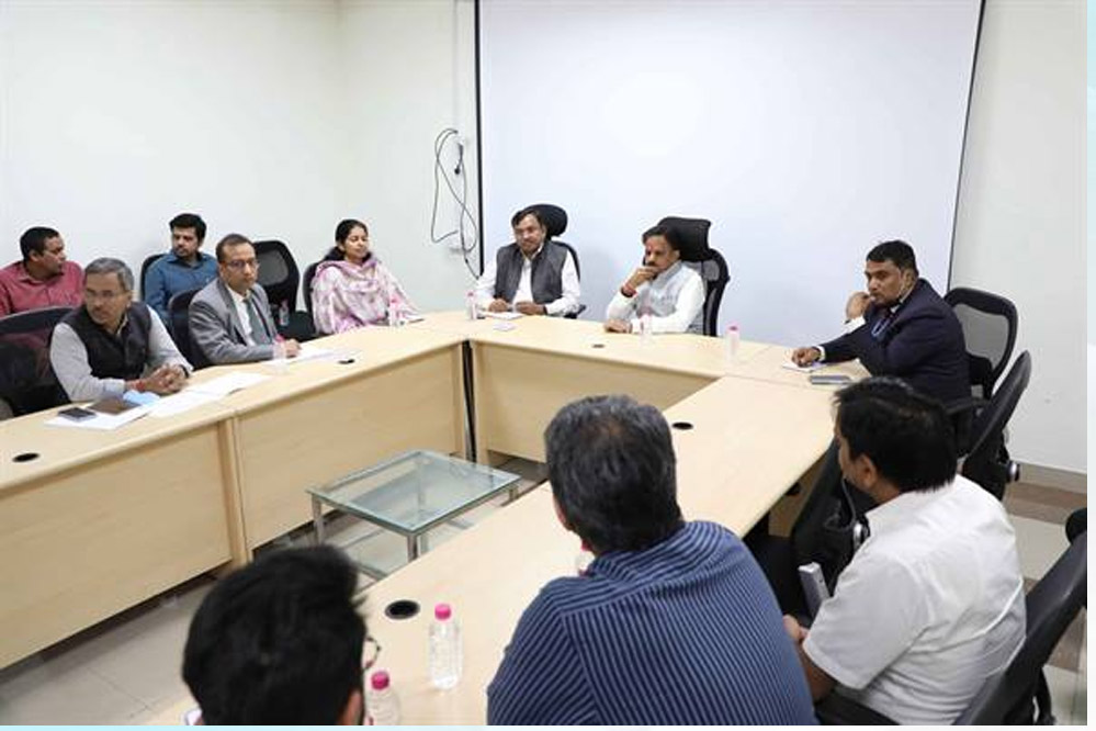 सुपर स्पेशलिटी अस्पताल रीवा में डीएम और एमसीएच के पाठ्यक्रम होंगे प्रारंभ: उप मुख्यमंत्री शुक्ल