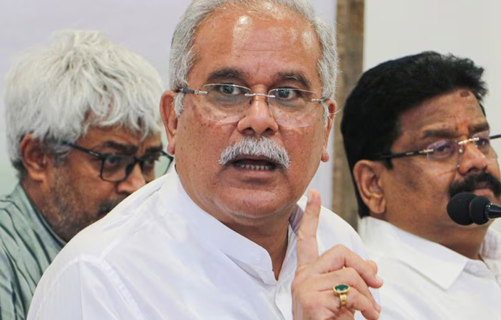 CG के पूर्व CM भूपेश बघेल के घर छापे, महादेव बेटिंग ऐप में ED के बाद CBI की भी हुई एंट्री