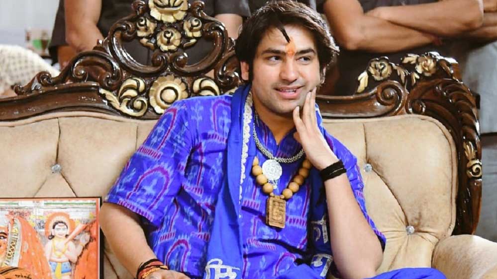 हिंदू एक साथ हो जाएं तो देशद्रोहियों को भागना पड़ेगा : धीरेंद्र शास्त्री