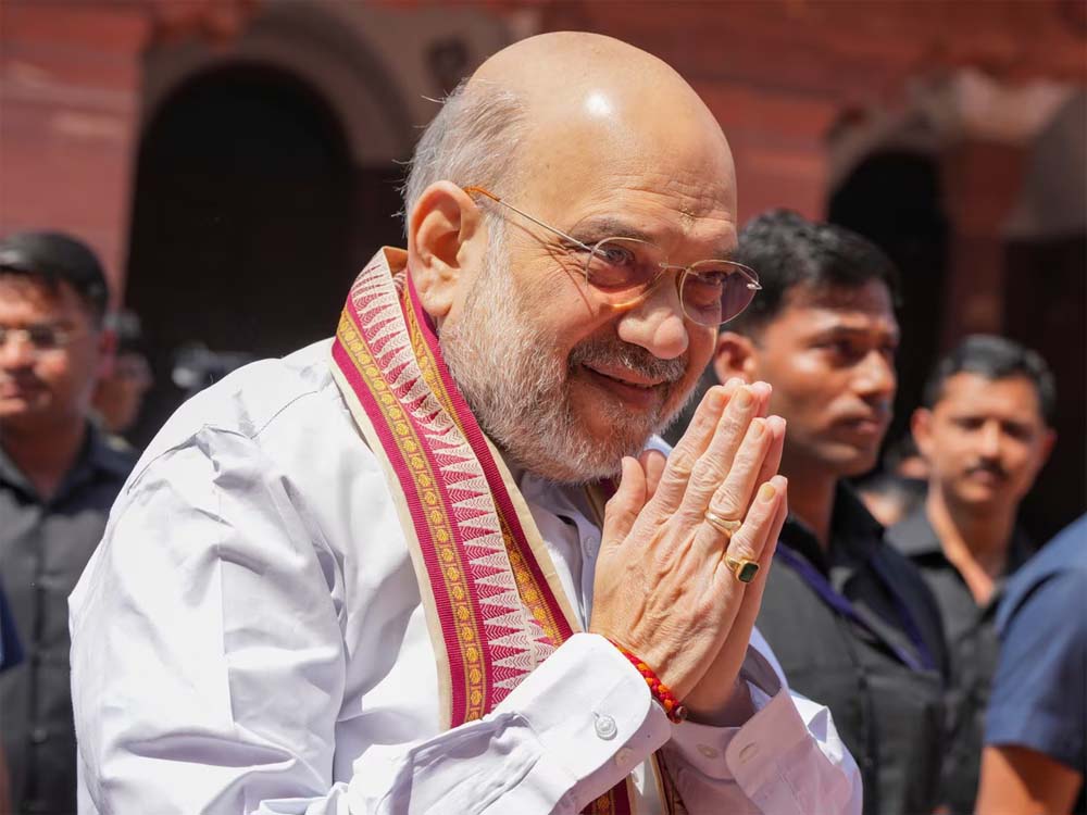 जम्मू-कश्मीर में लंबे समय तक अलगाववाद को बढ़ावा देने वाले हुर्रियत कॉन्फ्रेंस के दो गुटों ने अलग राह अपना ली