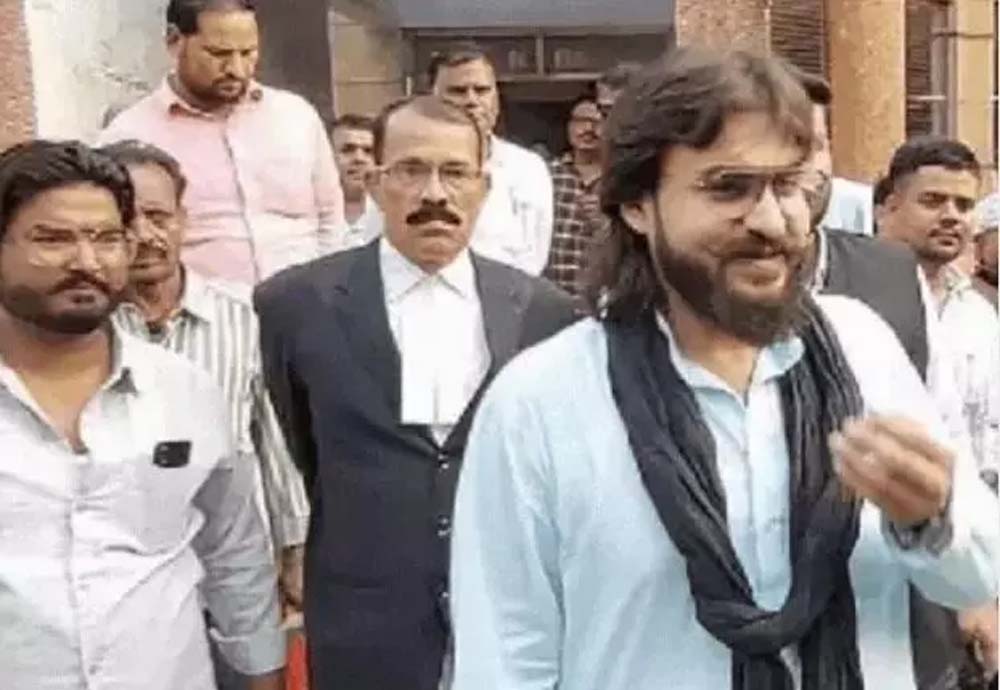 अब्बास अंसारी ढाई साल से भी अधिक समय तक जेल में रहने के बाद जेल से बाहर, ईद से पहले परिवार में छाईं खुशियां