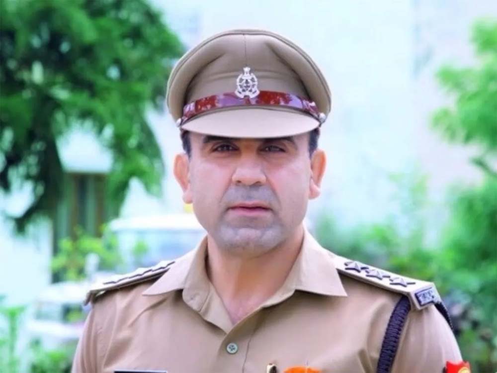 संभल सीओ अनुज चौधरी को जान का खतरा, अनुज के पिता ने एक बयान में योगी सरकार से बेटे के लिए सुरक्षा की मांग की