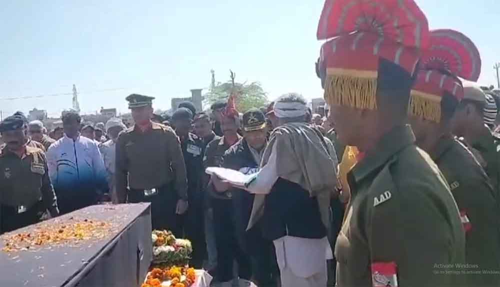 पानीपत जिले के एक सैनिक का निधन, इन दिनों पश्चिम बंगाल में तैनात थे, सैन्य सम्मान के साथ हुआ अंतिम संस्कार