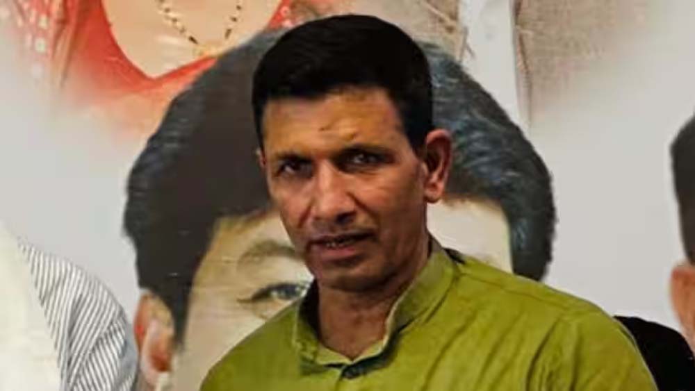 प्रदेश कांग्रेस अध्यक्ष ने कहा- सरकार कर्ज लेकर फिजूलखर्ची कर रही है, कर्ज की राशि से ब्रांडिंग की जा रही है