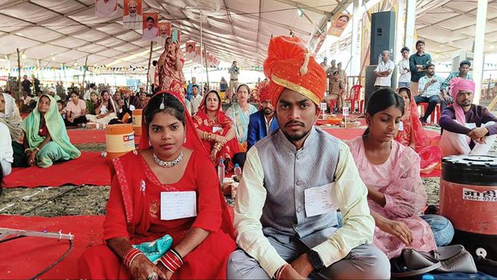 मुख्यमंत्री कन्या विवाह योजना” के तहत विवाह में शामिल सविता भाबोर ने मुख्यमंत्री को दिया धन्यवाद