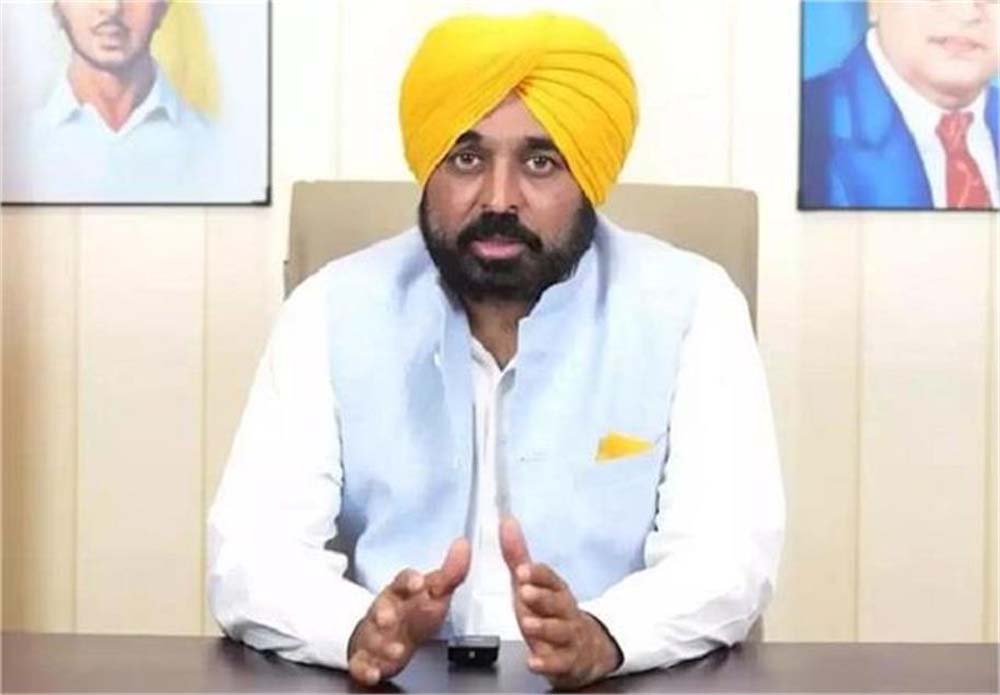 जल्द ही पंजाब की महिलाओं को सरकार की तरफ से हर महीने हजार-हजार रुपए मिलने शुरू हो सकते है