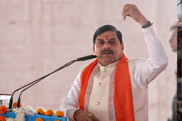 मुख्यमंत्री यादव का कर्नाटक सरकार पर हमला, कहा- ‘अल्पसंख्यक ठेकेदारों को आरक्षण कांग्रेस के…