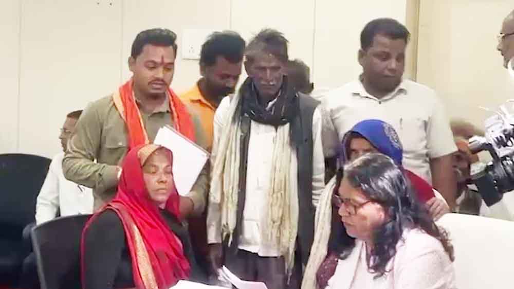 वक्फ बोर्ड नोटिस जारी कर कहा- ‘7 दिन के अंदर जमीन खाली करें…’, ऐसा न करने पर कानूनी होगी कार्रवाई, मचा हड़कंप