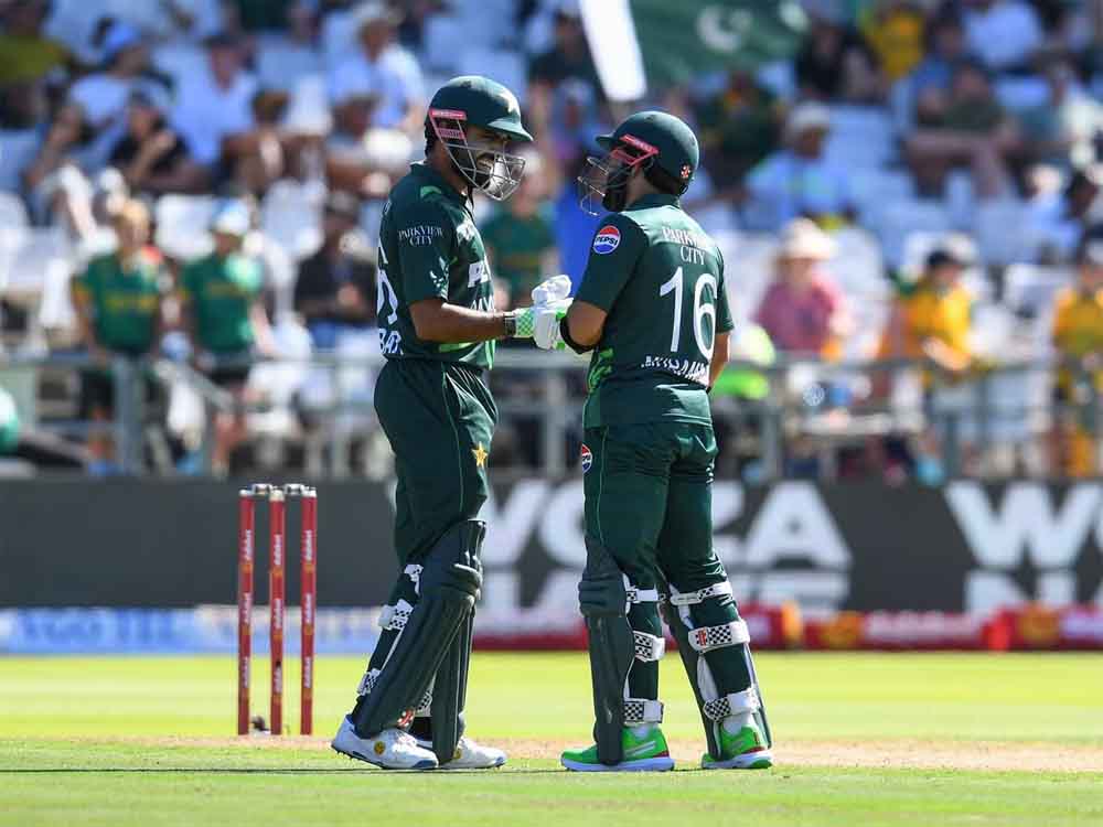 कप्तान मोहम्मद रिजवान और बाबर आजम को पांच मैचों की टी20 सीरीज के लिए घोषित पाकिस्तान की टीम से किया बाहर