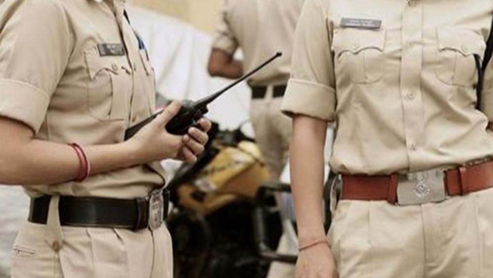 होली के बाद उसे वापस ससुराल लौटना था, परिजनों ने कहा- ससुराल में कर रहे थे परेशान, फांसी लगाकर की आत्महत्या