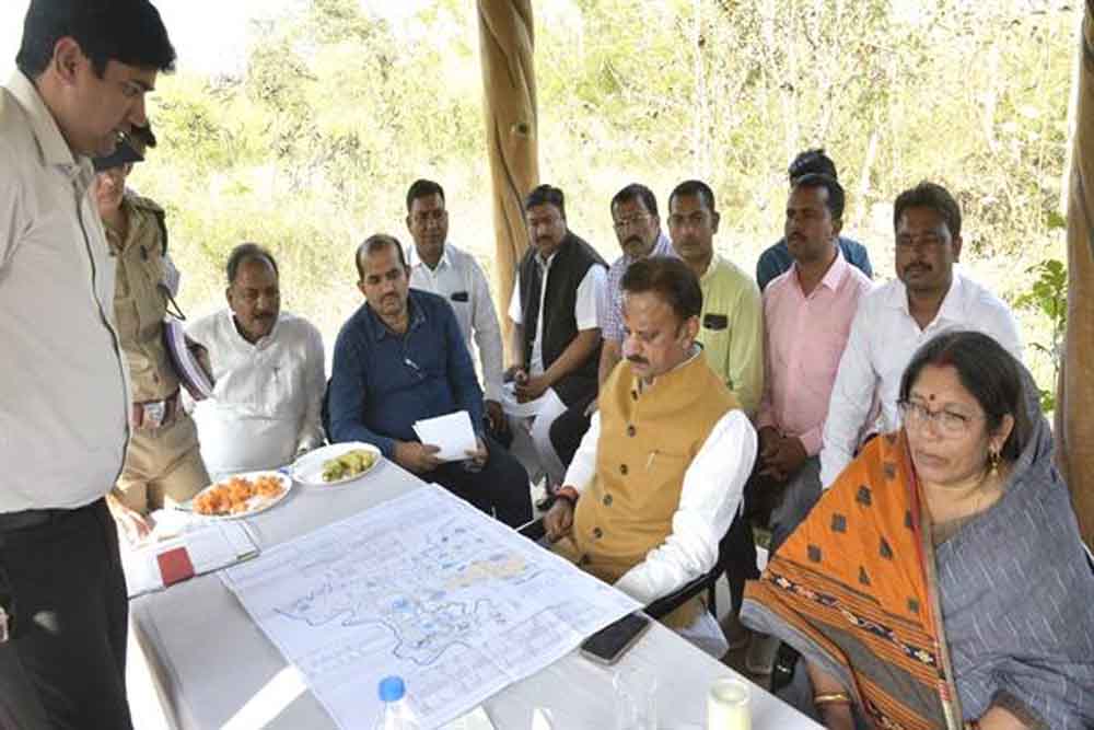 महाराजा मार्तण्ड सिंह व्हाइट टाइगर सफारी के निर्माणाधीन बाड़ों का कार्य शीघ्र पूर्ण करें – उप मुख्यमंत्री राजेन्द्र शुक्ल