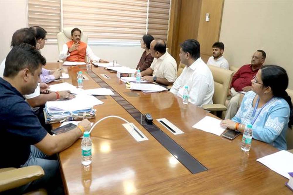 विकसित भारत के निर्माण के लिए स्वस्थ भारत आवश्यक : उप मुख्यमंत्री शुक्ल