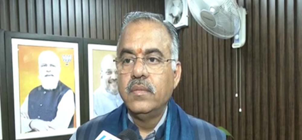 भाजपा नेता ने कहा- असदुद्दीन ओवैसी धर्म के नाम पर देश को गुमराह करना बंद करें