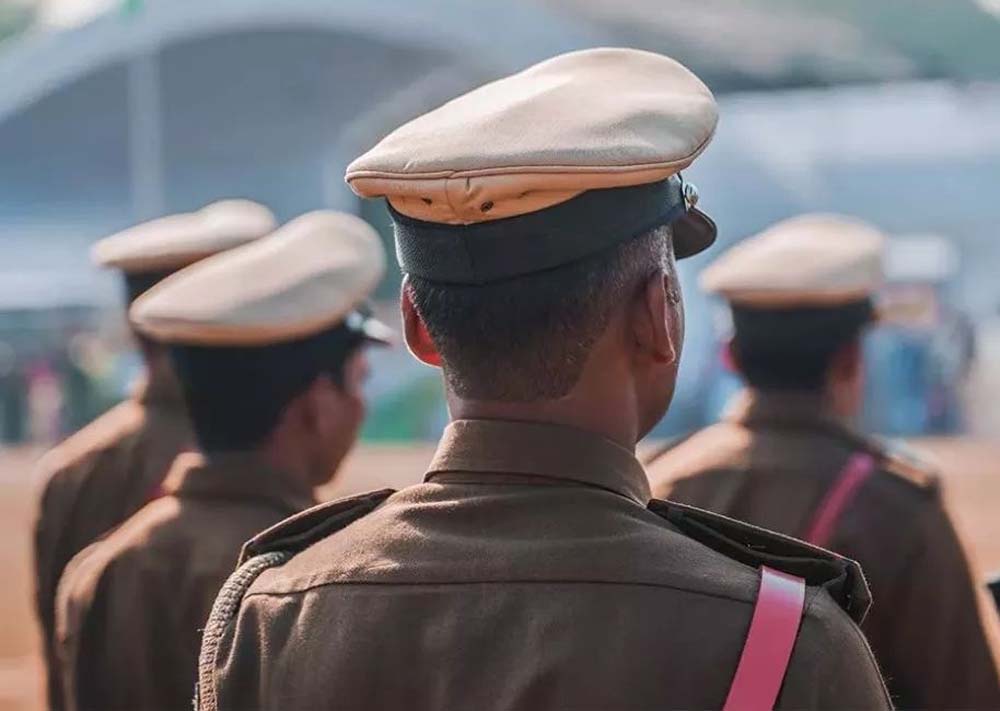 उत्तर प्रदेश पुलिस की सिपाही भर्ती परीक्षा में तीन भाइयों हुआ चयन, गांव में खुशी, बढ़ाया परिवार का मान