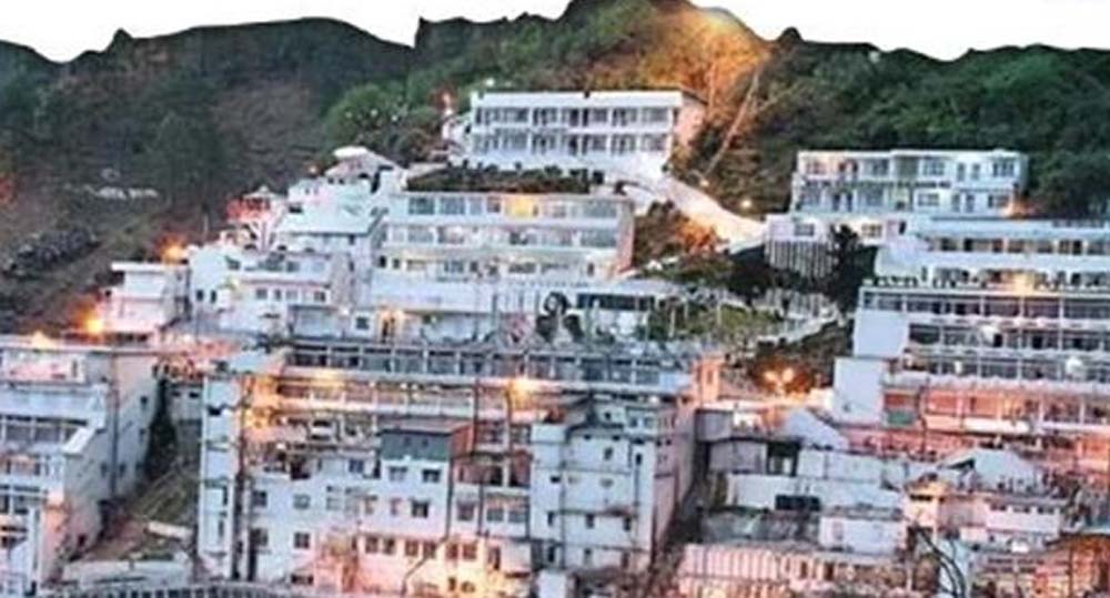 माता वैष्णो देवी के दर्शन करने जाने वाले श्रद्धालुओं के लिए जरूरी खब, अब कुछ नियम कानूनों को करना होगा पालन