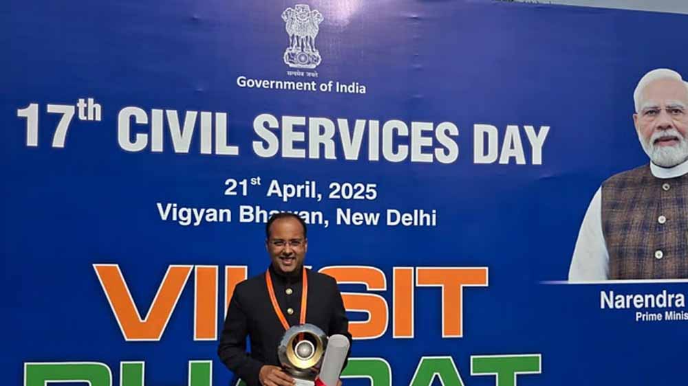 17वें सिविल सेवा दिवस के अवसर पर सम्मानित हुए नालंदा के जिलाधिकारी शशांक शुभंकर