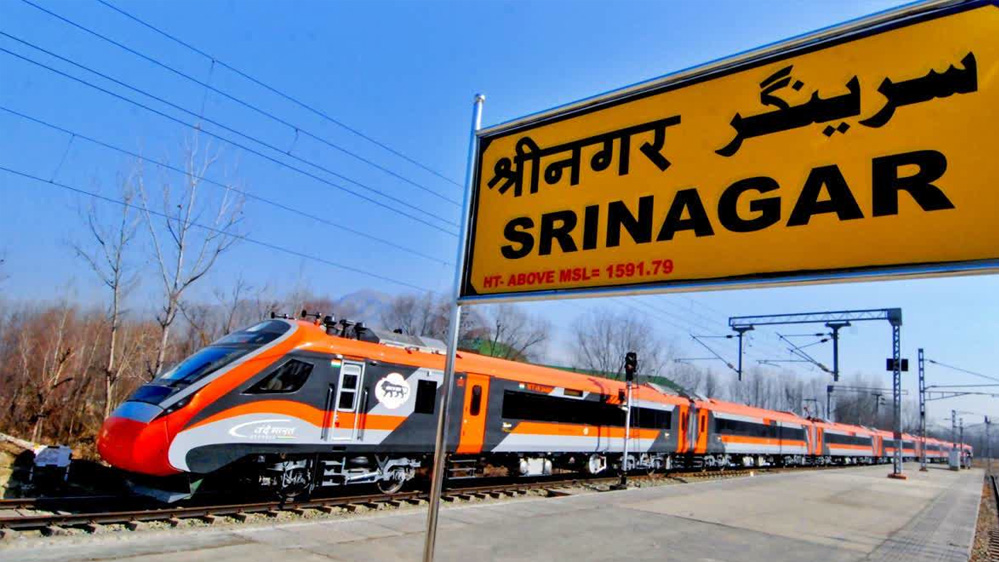 PM मोदी का श्रीनगर दौरा स्थगित, कटरा से श्रीनगर वंदे भारत ट्रेन के लिए करना होगा इंतजार