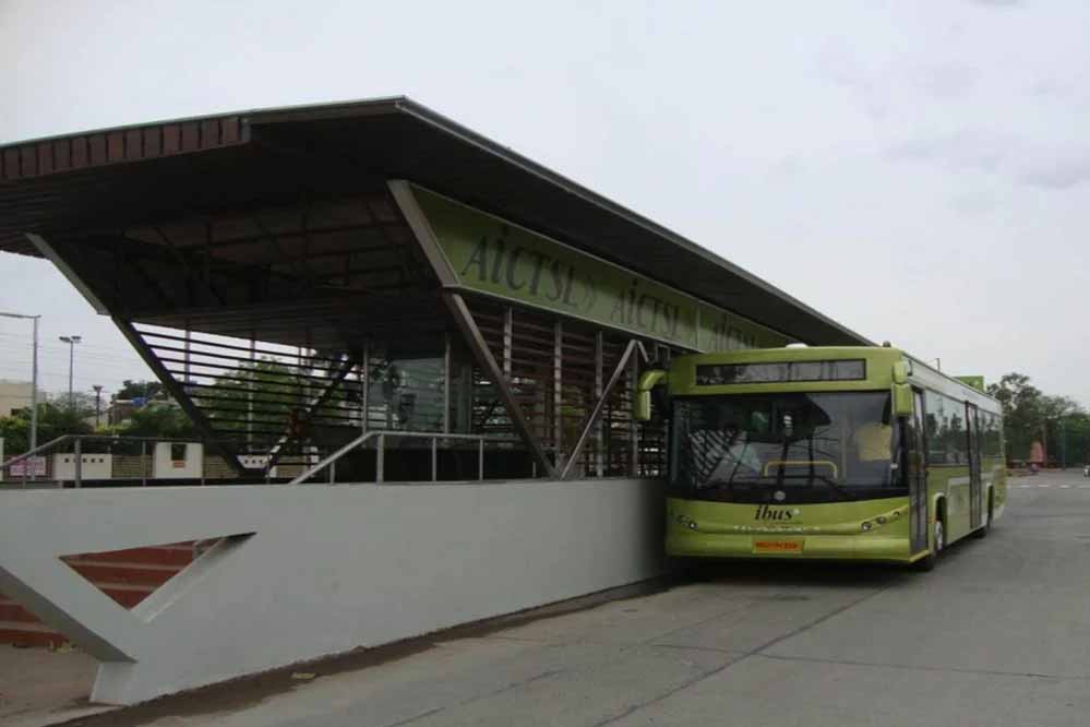 इंदौर में 12 वर्ष पुराने बीआरटीएस कॉरिडोर को तोड़कर रोड साइड 40 नए बस स्टाप बनाए जाएंगे