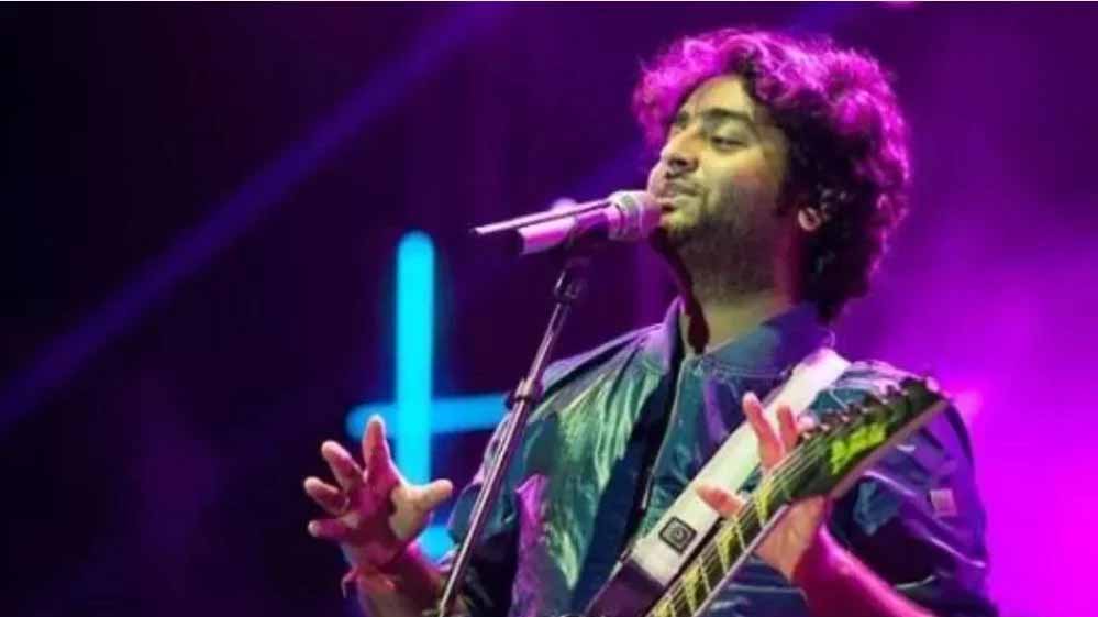 आज इंदौर में रिजीत सिंह का लाइव कंसर्ट, शो से पहले जमा कराया 30 लाख रुपये एडवांस टैक्स