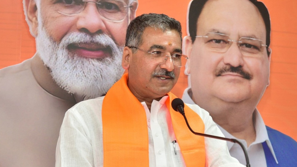 भाजपा के प्रदेश संगठन महामंत्री हितानंद जी ने भोपाल जिले की बैठक को संबोधित किया