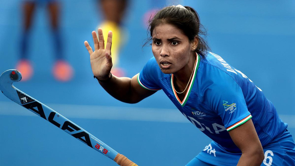 भारत के ल‍िए हॉकी में सबसे ज्यादा मैच खेलने वाली स्टार ख‍िलाड़ी वंदना कटारिया  का संन्यास, 15 साल का रहा कर‍ियर