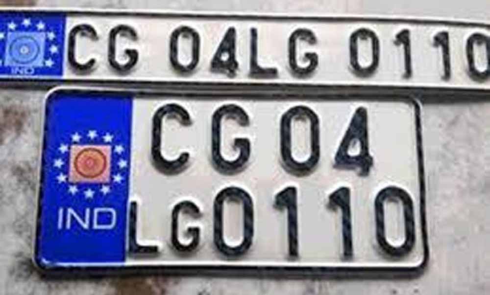 हाई सिक्योरिटी नंबर प्लेट लगाना हुआ अनिवार्य, नहीं लगाया है तो कटेगा चालान