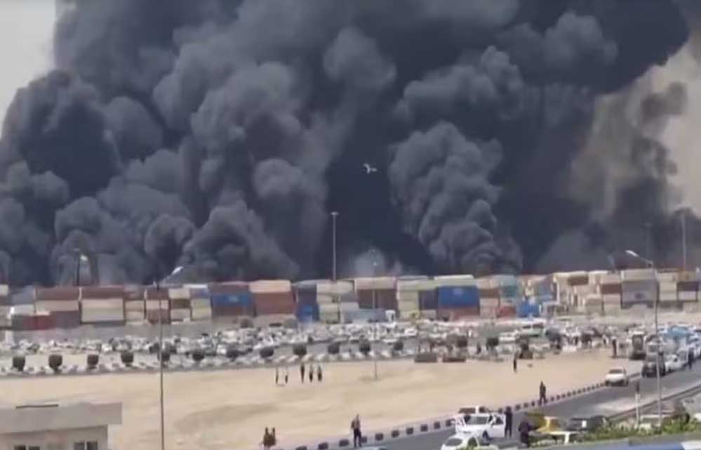 ईरान के अब्बास शहर के राजई बंदरगाह पर भीषण धमाका, अब तक 406 लोग घायल