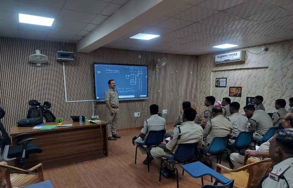 नवीन अपराधिक कानूनों के प्रभावी क्रियान्वयन हेतु पुलिस अधिकारियों को दिया जा रहा प्रशिक्षण
