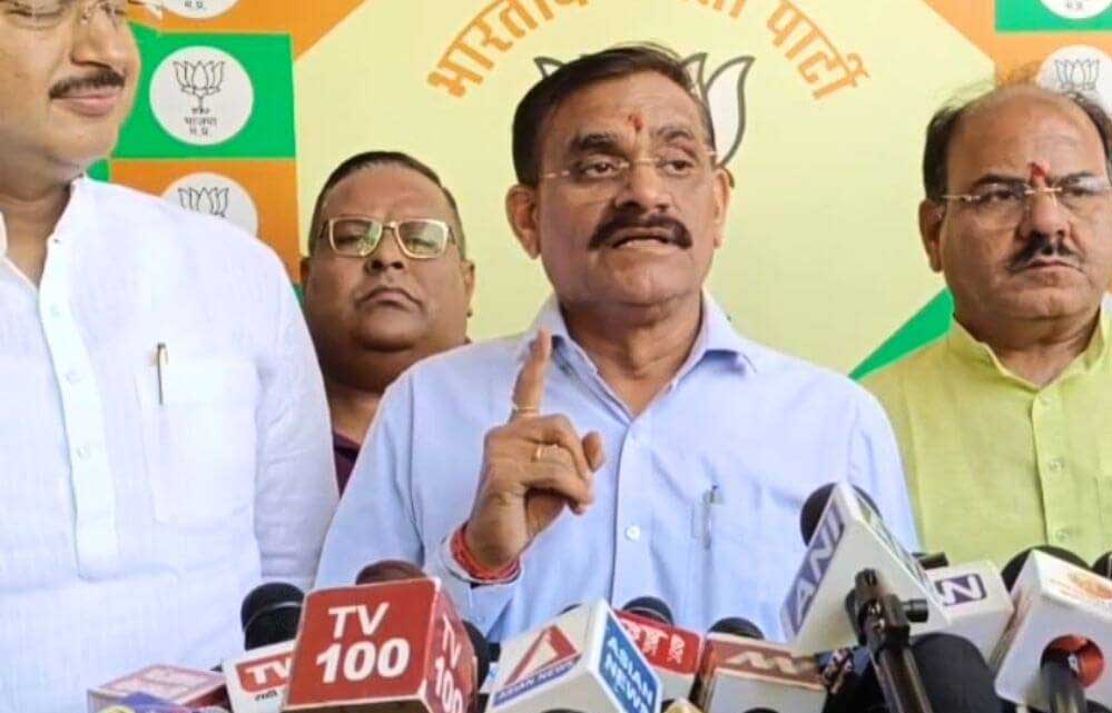 प्रदेश में रह रहे पाकिस्तानी नागरिकों को ढूंढ ढूंढ कर निकाला जायेगा और वापस भिजावाया जाएगा : वीडी शर्मा