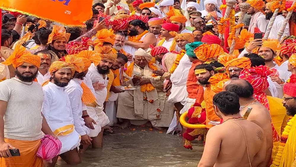 अयोध्या में 121 साल से चली आ रही परंपराअक्षय तृतिया के मौके पर टूट गई